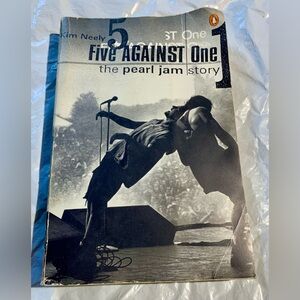 Eddie Vedder from Pearl Jam biography book